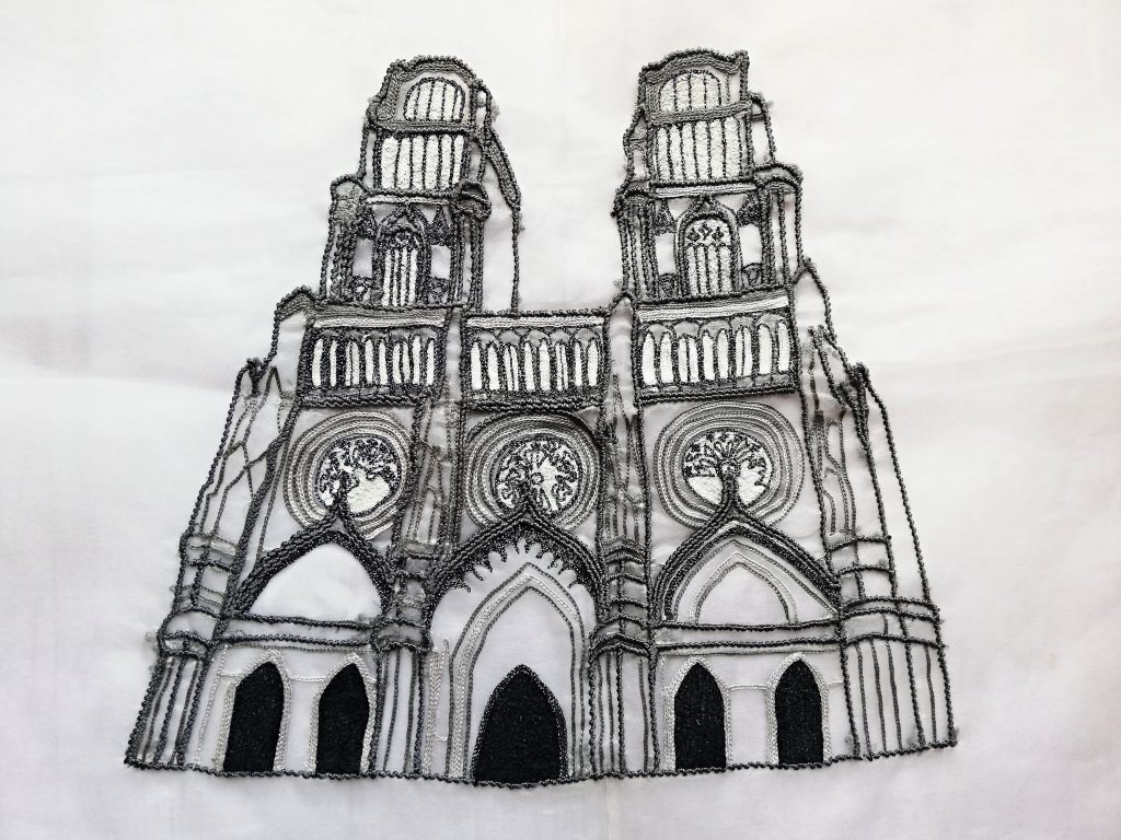 La cathédrale d'Orléans brodée à la machine "Cornély"